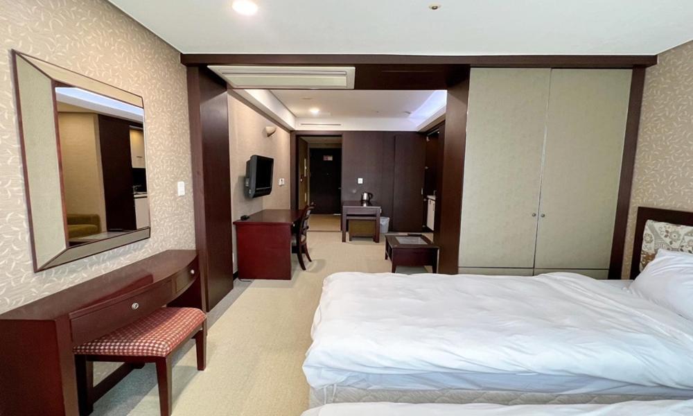 Busan Centurn Victoria Hotel Extérieur photo