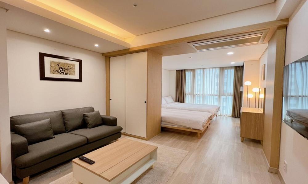 Busan Centurn Victoria Hotel Extérieur photo