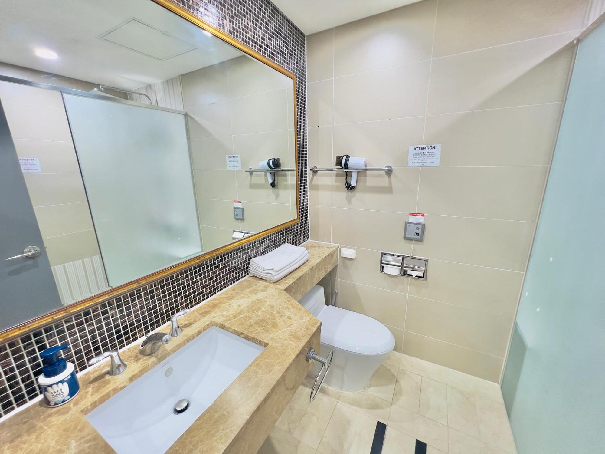 Busan Centurn Victoria Hotel Extérieur photo